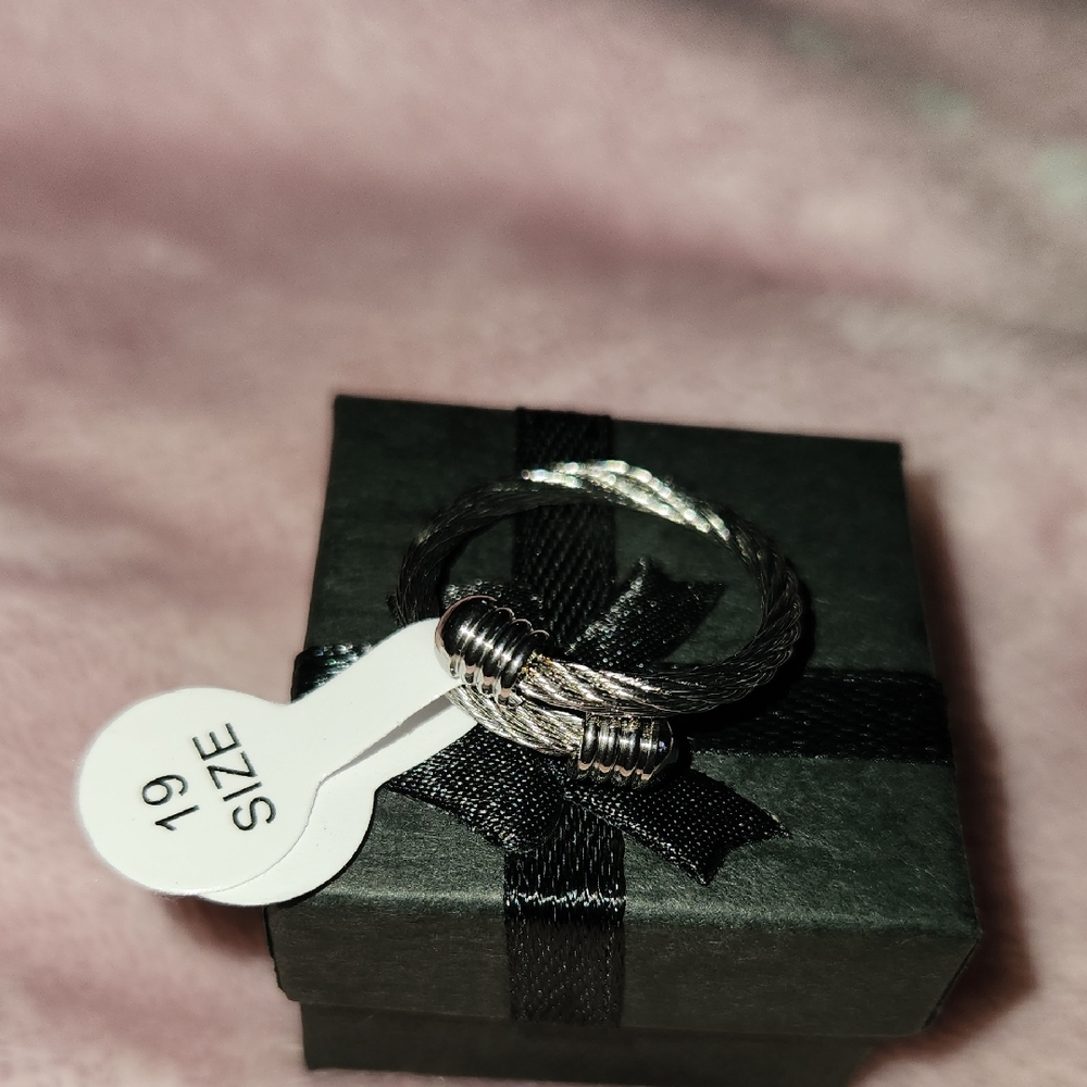 Twisted Two-Tone Cable Ring - Black & Silver Stainless Steel